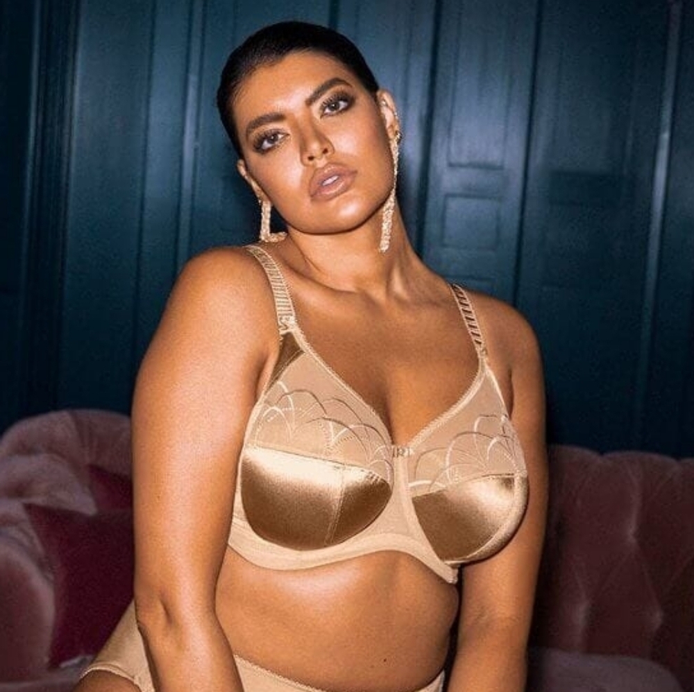 Sz 38i Hazel Elomi "Cate" Underwire Full Cup Banded Bra